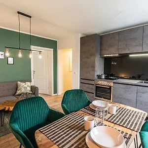 Arbio I Cozy Augsburg-goeggingen Apartment Augsburg